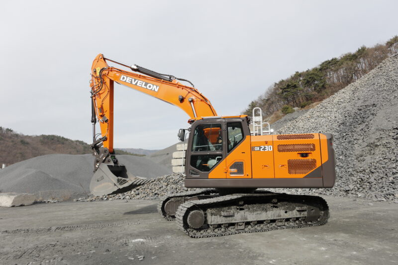 DEVELON DX230LC-9 - Image 4
