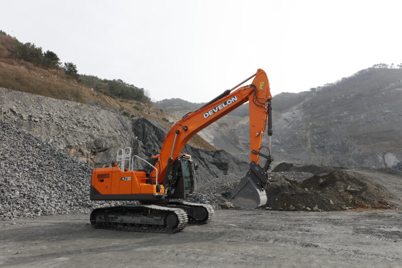 DEVELON DX230LC-9 - Image 3