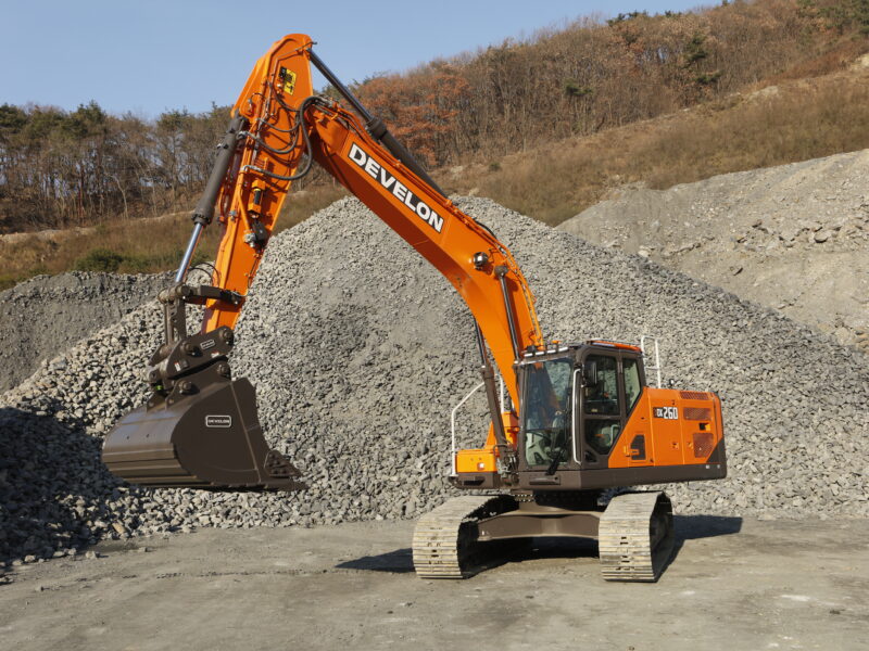 DEVELON DX260LC-9